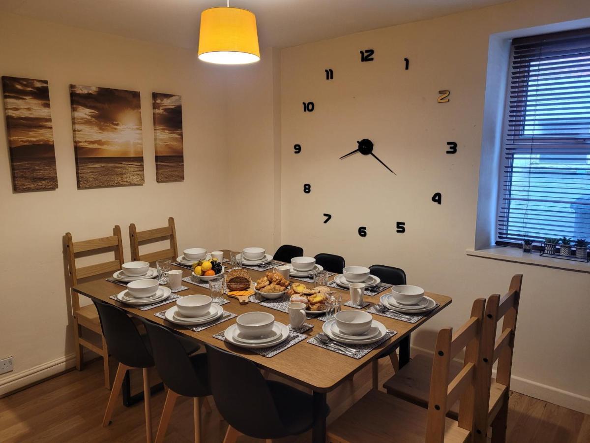Large 5 Bed Town-Centre Home Close To The Beach, Sleeps 9 Aberystwyth Kültér fotó