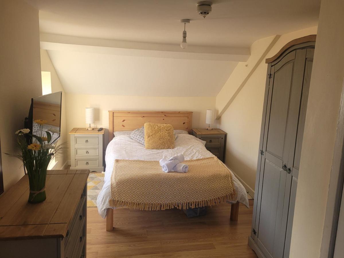 Large 5 Bed Town-Centre Home Close To The Beach, Sleeps 9 Aberystwyth Kültér fotó